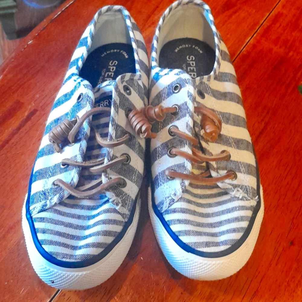Size 7 blue and cream Sperry  sneakers